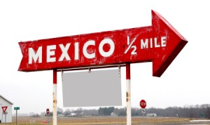 mexico-border-sign