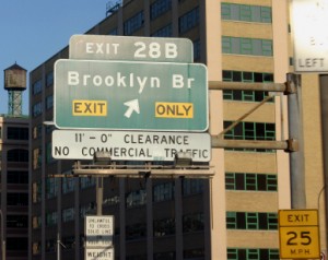 brooklyn-bridge-sign
