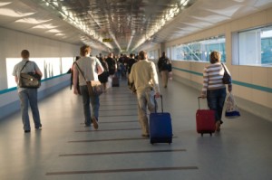 airport-people-walking